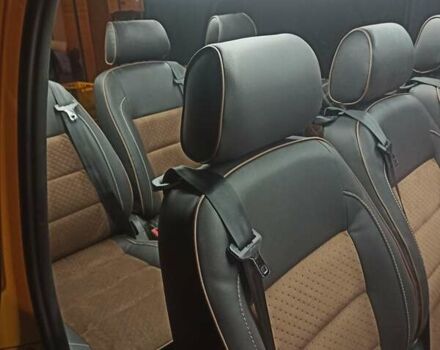 Жовтий Мерседес Віто, об'ємом двигуна 2.14 л та пробігом 340 тис. км за 25800 $, фото 9 на Automoto.ua