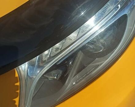 Жовтий Мерседес Віто, об'ємом двигуна 2.14 л та пробігом 340 тис. км за 25800 $, фото 15 на Automoto.ua