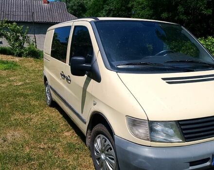 Желтый Мерседес Вито, объемом двигателя 2.1 л и пробегом 317 тыс. км за 3500 $, фото 8 на Automoto.ua