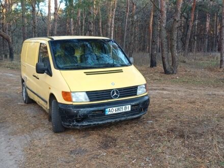 Жовтий Мерседес Віто, об'ємом двигуна 2.2 л та пробігом 5 тис. км за 2180 $, фото 1 на Automoto.ua
