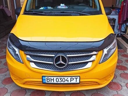 Жовтий Мерседес Віто, об'ємом двигуна 2.14 л та пробігом 340 тис. км за 25800 $, фото 1 на Automoto.ua