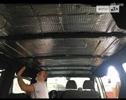 Серый Мерседес Вито, объемом двигателя 0 л и пробегом 275 тыс. км за 20400 $, фото 6 на Automoto.ua