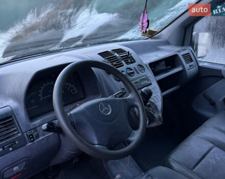 Сірий Мерседес Віто, об'ємом двигуна 2.15 л та пробігом 300 тис. км за 1650 $, фото 7 на Automoto.ua
