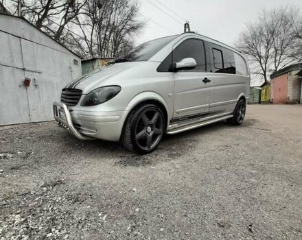 Серый Мерседес Вито, объемом двигателя 2.15 л и пробегом 370 тыс. км за 8500 $, фото 2 на Automoto.ua