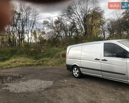 Серый Мерседес Вито, объемом двигателя 2.15 л и пробегом 413 тыс. км за 6500 $, фото 5 на Automoto.ua