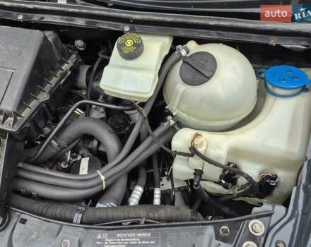 Серый Мерседес Вито, объемом двигателя 2.99 л и пробегом 330 тыс. км за 14000 $, фото 13 на Automoto.ua