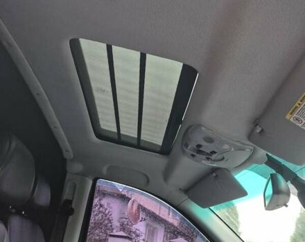 Серый Мерседес Вито, объемом двигателя 2.99 л и пробегом 330 тыс. км за 14000 $, фото 20 на Automoto.ua