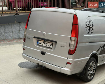 Серый Мерседес Вито, объемом двигателя 2.14 л и пробегом 389 тыс. км за 11499 $, фото 5 на Automoto.ua