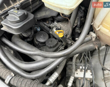 Серый Мерседес Вито, объемом двигателя 2.14 л и пробегом 389 тыс. км за 11499 $, фото 18 на Automoto.ua