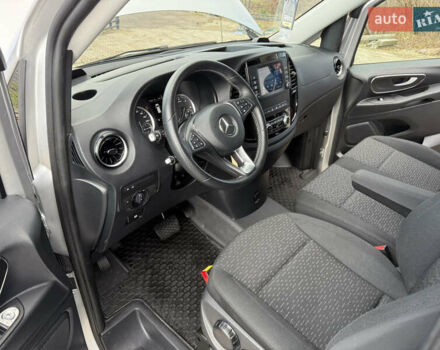 Серый Мерседес Вито, объемом двигателя 2 л и пробегом 125 тыс. км за 28499 $, фото 18 на Automoto.ua