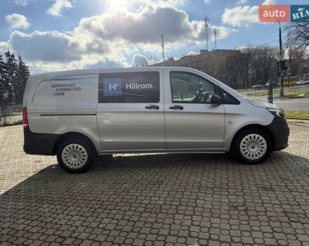 Серый Мерседес Вито, объемом двигателя 2 л и пробегом 125 тыс. км за 28499 $, фото 38 на Automoto.ua