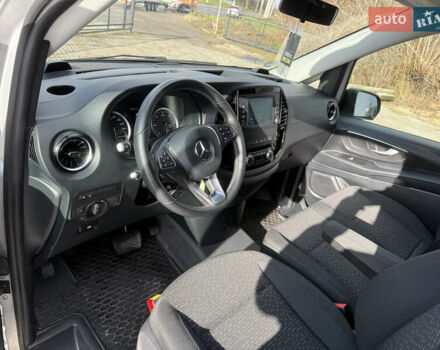 Серый Мерседес Вито, объемом двигателя 2 л и пробегом 125 тыс. км за 28499 $, фото 17 на Automoto.ua