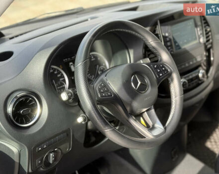 Серый Мерседес Вито, объемом двигателя 2 л и пробегом 125 тыс. км за 28499 $, фото 11 на Automoto.ua