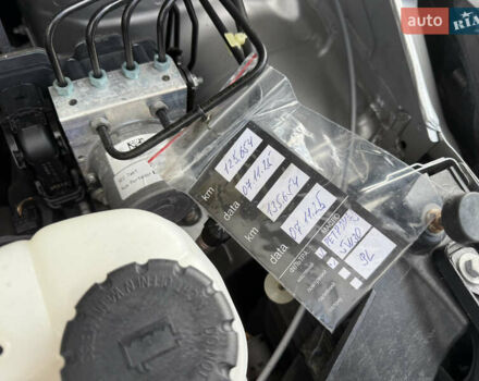 Серый Мерседес Вито, объемом двигателя 2 л и пробегом 125 тыс. км за 28499 $, фото 19 на Automoto.ua