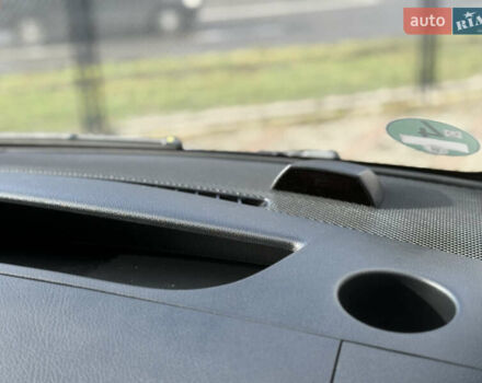 Серый Мерседес Вито, объемом двигателя 2 л и пробегом 125 тыс. км за 28499 $, фото 7 на Automoto.ua