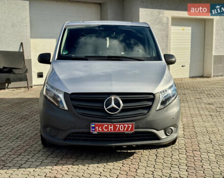 Серый Мерседес Вито, объемом двигателя 2 л и пробегом 125 тыс. км за 28499 $, фото 2 на Automoto.ua