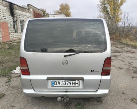 Мерседес Віто 1998 у Пятихатках на Automoto.ua Сірий Мерседес Віто, об'ємом двигуна 2.3 л та пробігом 438 тис. км за 4000 $, фото 1 на Automoto.ua