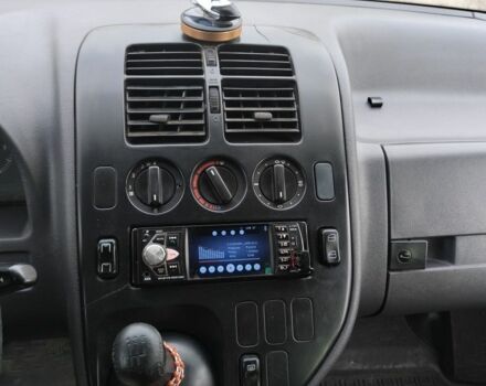 Мерседес Віто 1998 у Пятихатках на Automoto.ua Сірий Мерседес Віто, об'ємом двигуна 2.3 л та пробігом 438 тис. км за 4000 $, фото 8 на Automoto.ua