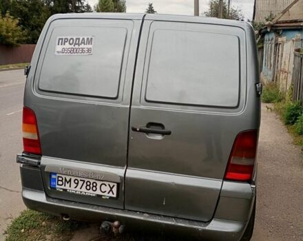 Серый Мерседес Вито, объемом двигателя 2.2 л и пробегом 300 тыс. км за 5500 $, фото 1 на Automoto.ua