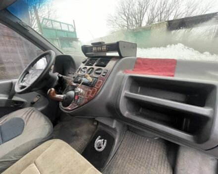 Сірий Мерседес Віто, об'ємом двигуна 2.3 л та пробігом 300 тис. км за 2200 $, фото 7 на Automoto.ua