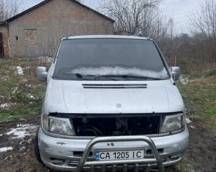 Сірий Мерседес Віто, об'ємом двигуна 2.3 л та пробігом 300 тис. км за 2200 $, фото 1 на Automoto.ua