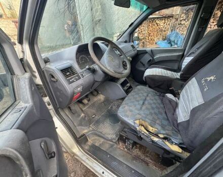 Серый Мерседес Вито, объемом двигателя 2.2 л и пробегом 480 тыс. км за 1300 $, фото 2 на Automoto.ua