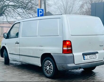 Серый Мерседес Вито, объемом двигателя 2.2 л и пробегом 318 тыс. км за 2850 $, фото 3 на Automoto.ua