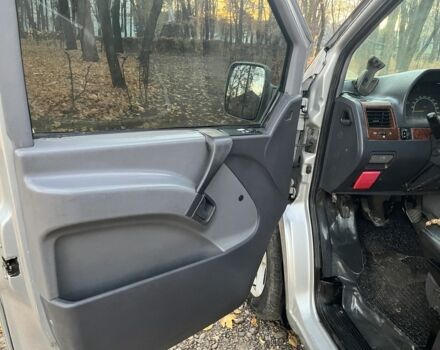 Сірий Мерседес Віто, об'ємом двигуна 2.2 л та пробігом 400 тис. км за 5000 $, фото 9 на Automoto.ua