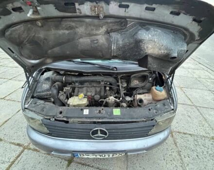 Сірий Мерседес Віто, об'ємом двигуна 2.1 л та пробігом 3 тис. км за 2600 $, фото 4 на Automoto.ua