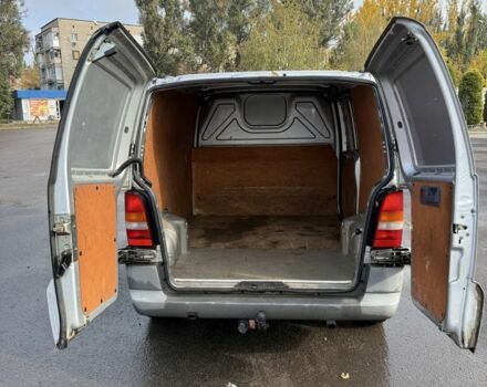 Мерседес Вито 2004 в Славянске на Automoto.ua Серый Мерседес Вито, объемом двигателя 2.2 л и пробегом 181 тыс. км за 3900 $, фото 7 на Automoto.ua