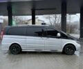 Серый Мерседес Вито, объемом двигателя 2.1 л и пробегом 330 тыс. км за 10500 $, фото 3 на Automoto.ua
