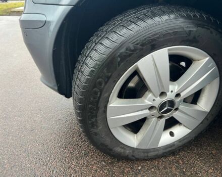 Серый Мерседес Вито, объемом двигателя 3 л и пробегом 262 тыс. км за 13500 $, фото 5 на Automoto.ua