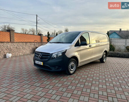 Серый Мерседес Вито, объемом двигателя 2 л и пробегом 220 тыс. км за 22800 $, фото 4 на Automoto.ua