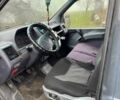 Серый Мерседес Вито, объемом двигателя 2.3 л и пробегом 300 тыс. км за 3000 $, фото 1 на Automoto.ua