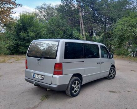 Серый Мерседес Вито, объемом двигателя 2.3 л и пробегом 512 тыс. км за 5000 $, фото 4 на Automoto.ua
