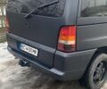 Серый Мерседес Вито, объемом двигателя 2.3 л и пробегом 500 тыс. км за 6200 $, фото 3 на Automoto.ua