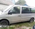 Серый Мерседес Вито, объемом двигателя 2.3 л и пробегом 400 тыс. км за 1650 $, фото 1 на Automoto.ua