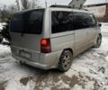 Серый Мерседес Вито, объемом двигателя 2.1 л и пробегом 400 тыс. км за 5000 $, фото 3 на Automoto.ua