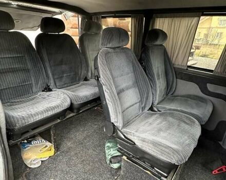 Серый Мерседес Вито, объемом двигателя 2.3 л и пробегом 461 тыс. км за 3750 $, фото 14 на Automoto.ua