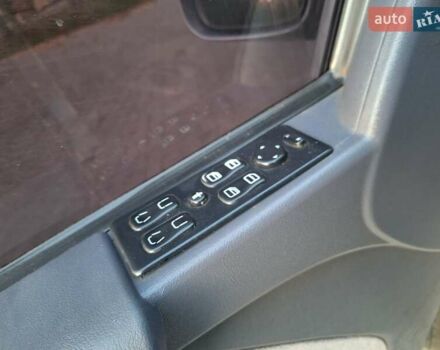 Сірий Мерседес Віто, об'ємом двигуна 2.15 л та пробігом 445 тис. км за 6700 $, фото 60 на Automoto.ua
