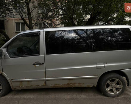 Сірий Мерседес Віто, об'ємом двигуна 2.15 л та пробігом 350 тис. км за 3700 $, фото 1 на Automoto.ua