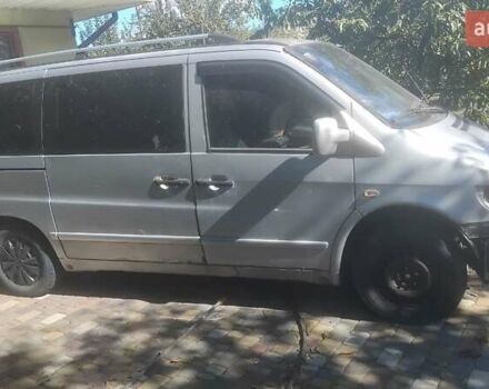 Серый Мерседес Вито, объемом двигателя 2.15 л и пробегом 150 тыс. км за 4000 $, фото 10 на Automoto.ua