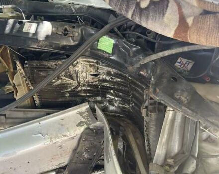 Сірий Мерседес Віто, об'ємом двигуна 2.15 л та пробігом 400 тис. км за 1200 $, фото 6 на Automoto.ua