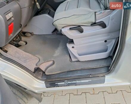 Сірий Мерседес Віто, об'ємом двигуна 2.15 л та пробігом 445 тис. км за 6700 $, фото 61 на Automoto.ua