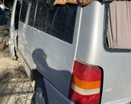 Сірий Мерседес Віто, об'ємом двигуна 2.15 л та пробігом 400 тис. км за 1200 $, фото 4 на Automoto.ua