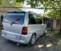 Серый Мерседес Вито, объемом двигателя 2.2 л и пробегом 561 тыс. км за 3800 $, фото 3 на Automoto.ua