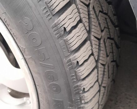 Сірий Мерседес Віто, об'ємом двигуна 2.2 л та пробігом 315 тис. км за 5400 $, фото 7 на Automoto.ua