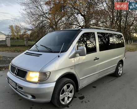 Серый Мерседес Вито, объемом двигателя 2.15 л и пробегом 350 тыс. км за 5200 $, фото 4 на Automoto.ua