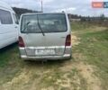 Серый Мерседес Вито, объемом двигателя 2.1 л и пробегом 200 тыс. км за 1800 $, фото 2 на Automoto.ua