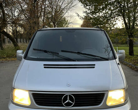 Серый Мерседес Вито, объемом двигателя 2.15 л и пробегом 350 тыс. км за 5200 $, фото 2 на Automoto.ua
